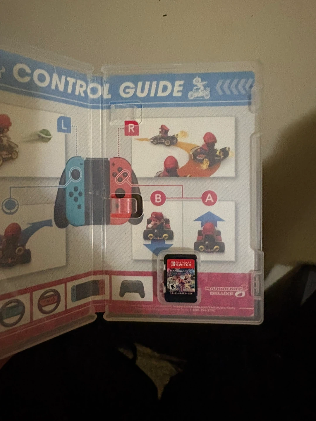 Mario Kart 8 Deluxe for Nintendo Switch - photo 2