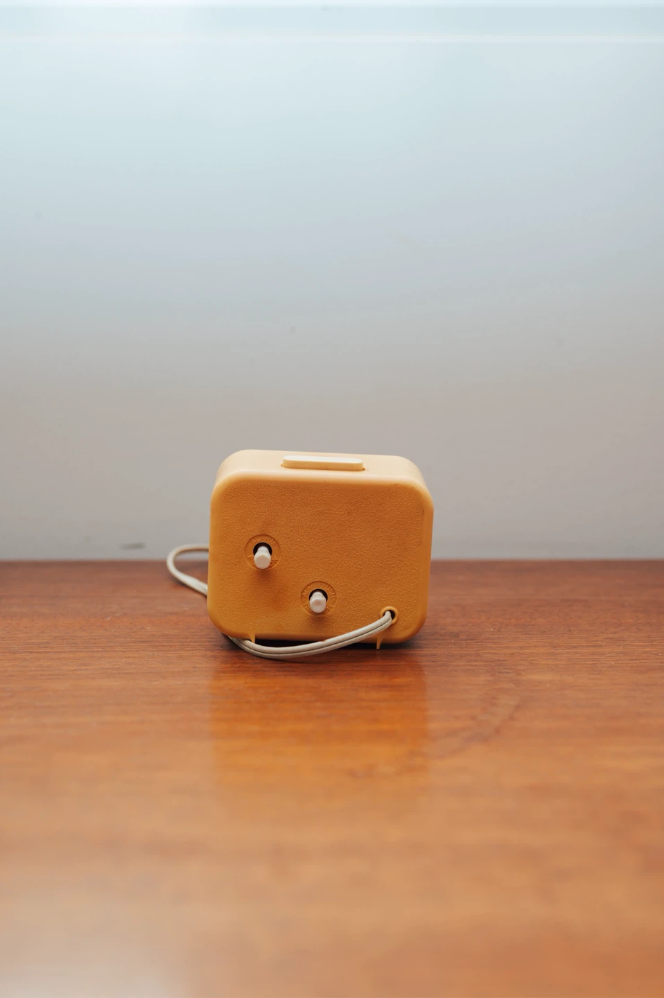 Vintage Sunbeam Alarm Clock – Retro Cream / Mustard – W - photo 4