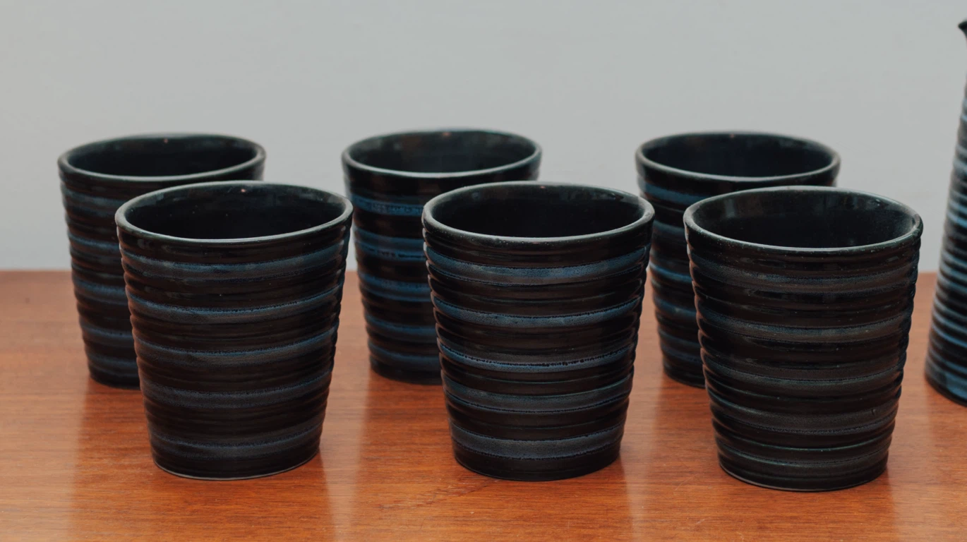Handmade Ribbed Black Glaze Pottery Pitcher & 6 Cups - photo 4