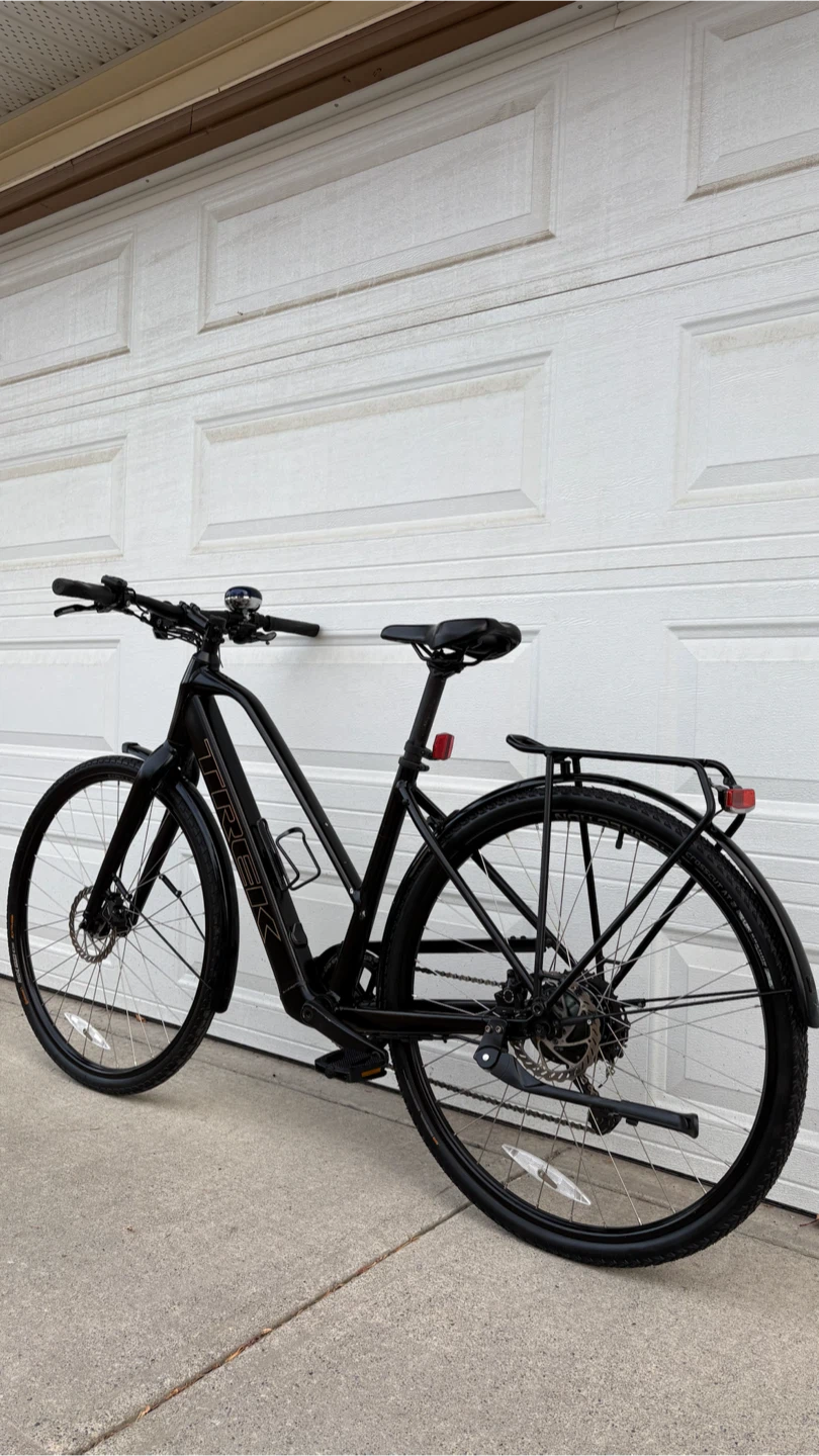 Trek FX+2 2022 699 km only new battery - photo 3
