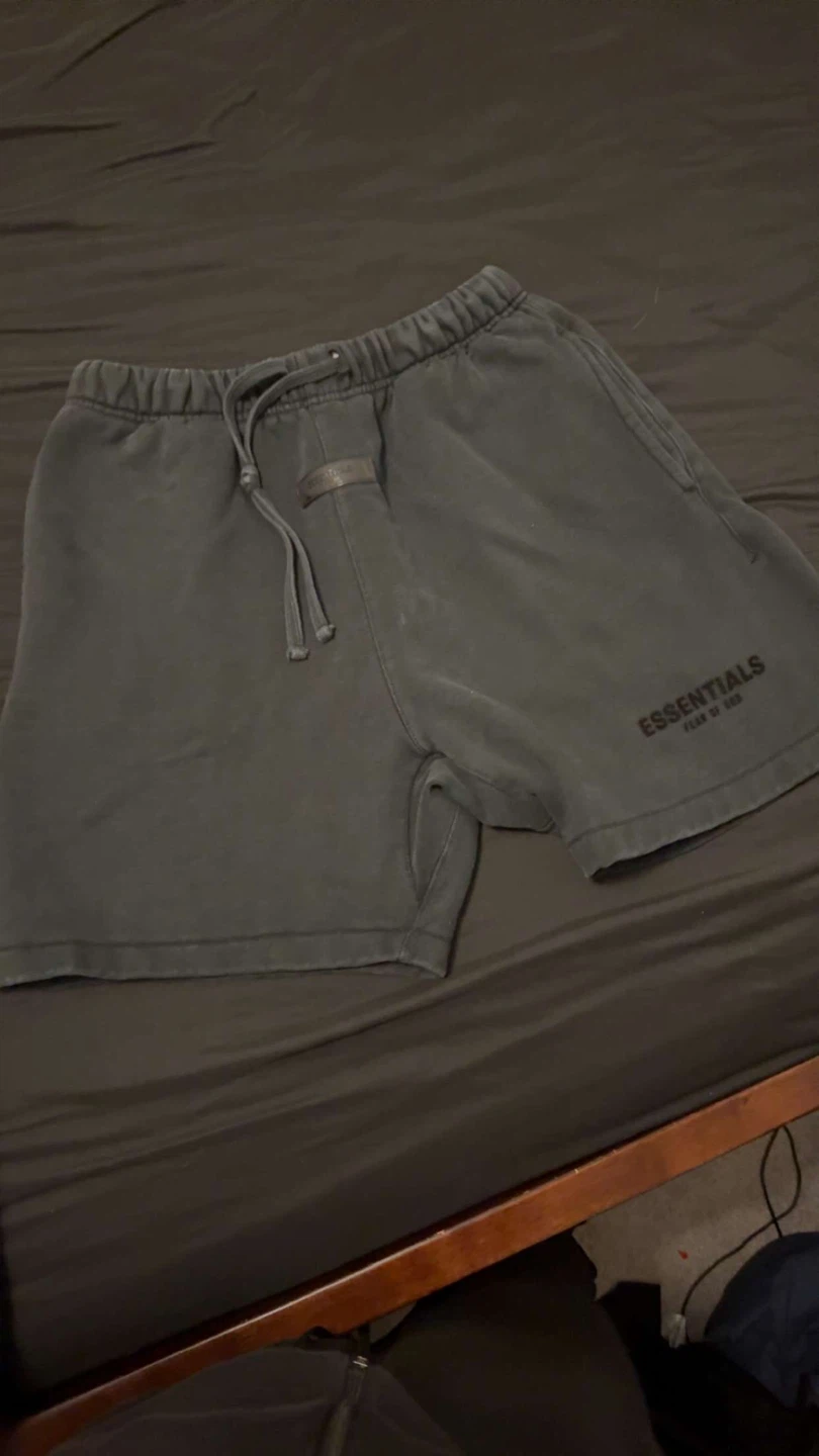 Fear of God Essentials Sweatshorts