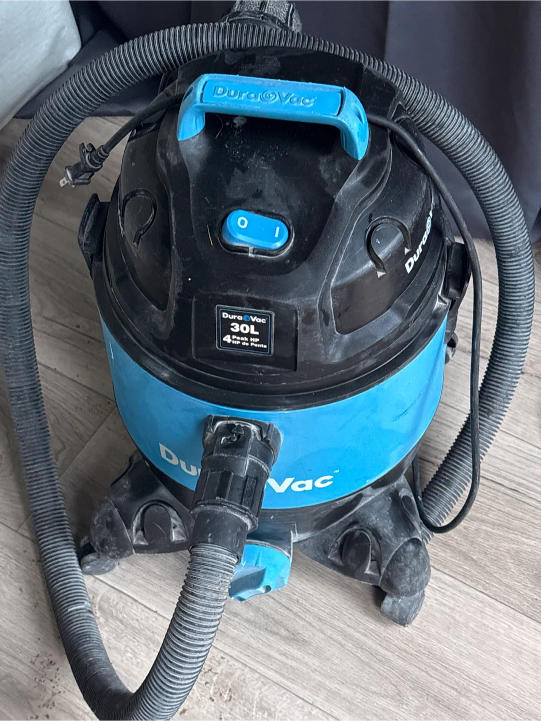 DuraVac 30L Wet/Dry Vacuum - photo 2