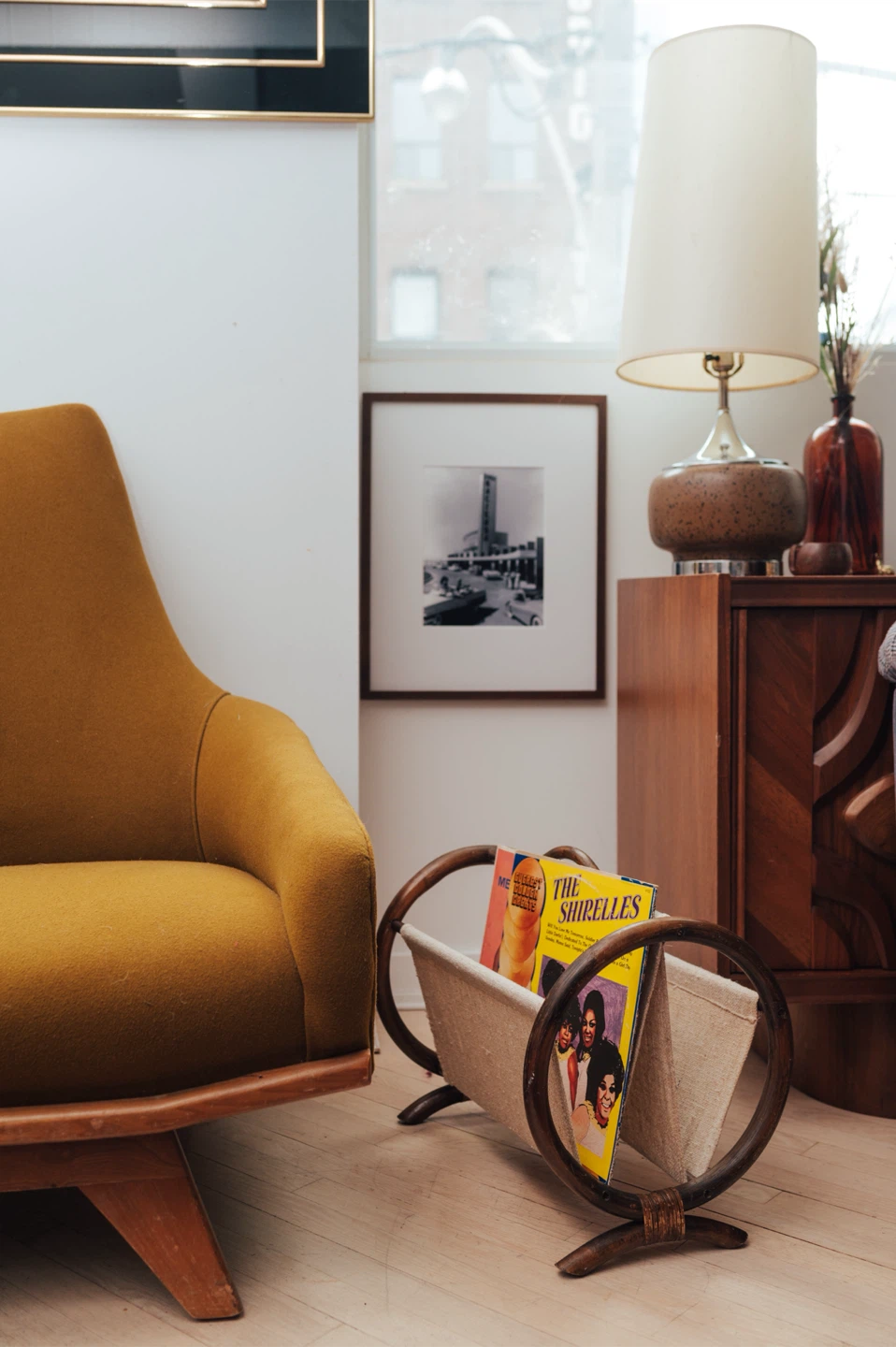 Vintage Rattan + Canvas Magazine / Record Rack - photo 5