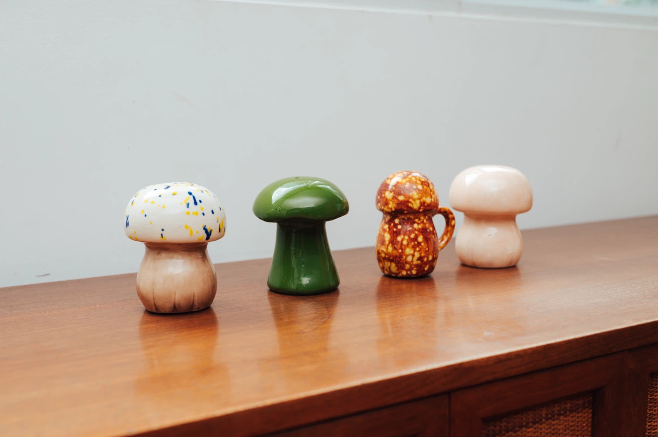 Set of 4 Vintage Ceramic Mushrooms - photo 2