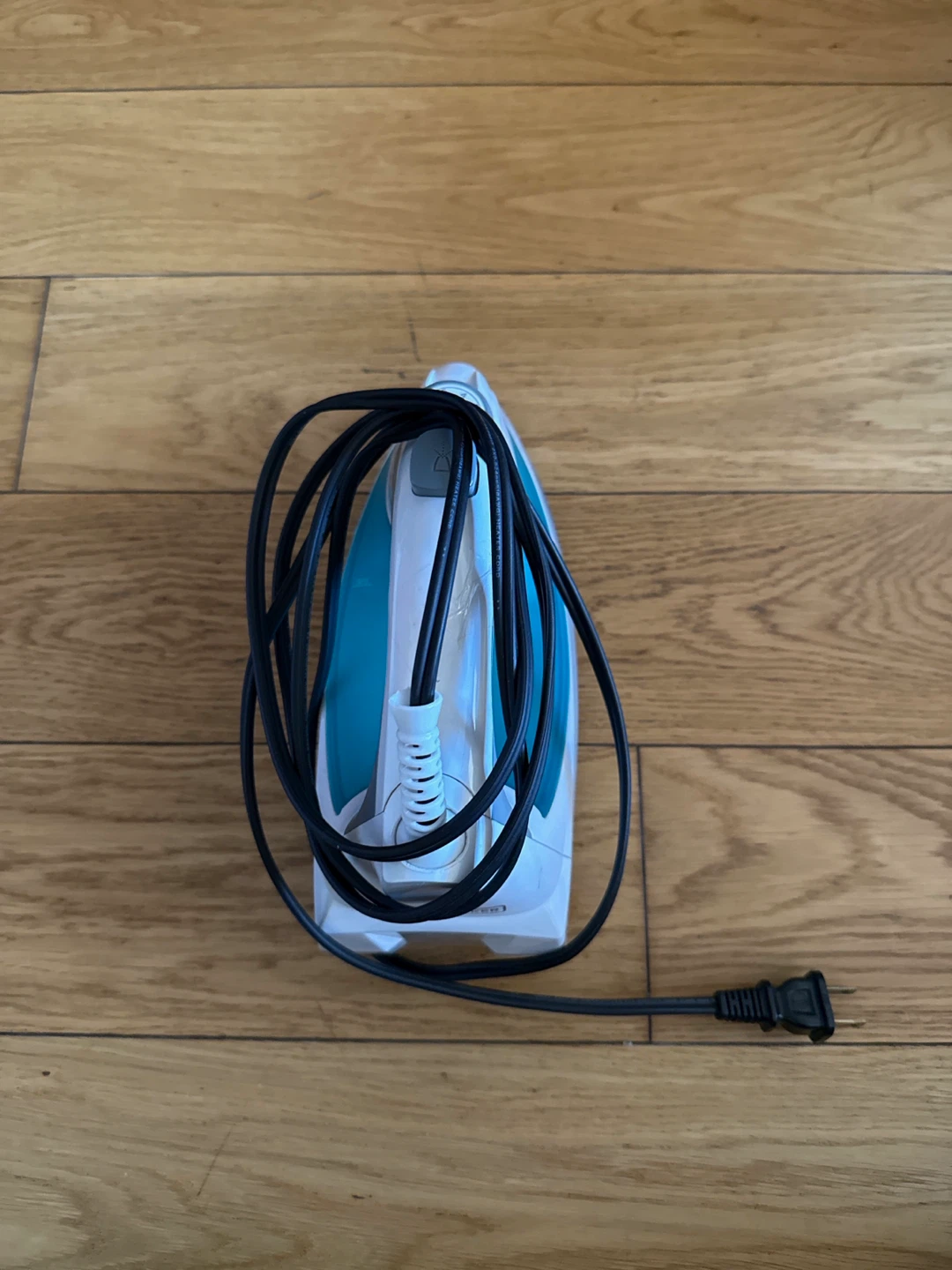 Black+Decker Light 'n Easy Steam Iron