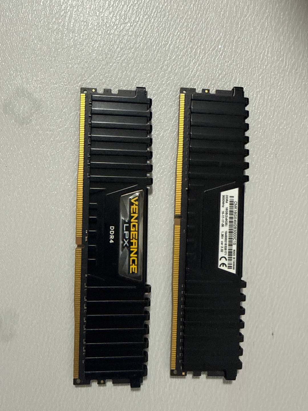 Corsair Vengeance LPX 16GB (2x8GB) DDR4 RAM