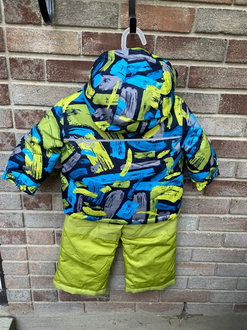 Kids Two-Piece Snowsuit Toddler size 2T - photo 2