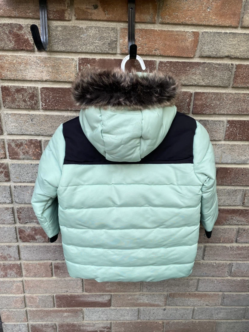 Kids Winter Jacket size 3T toddler girl - photo 3