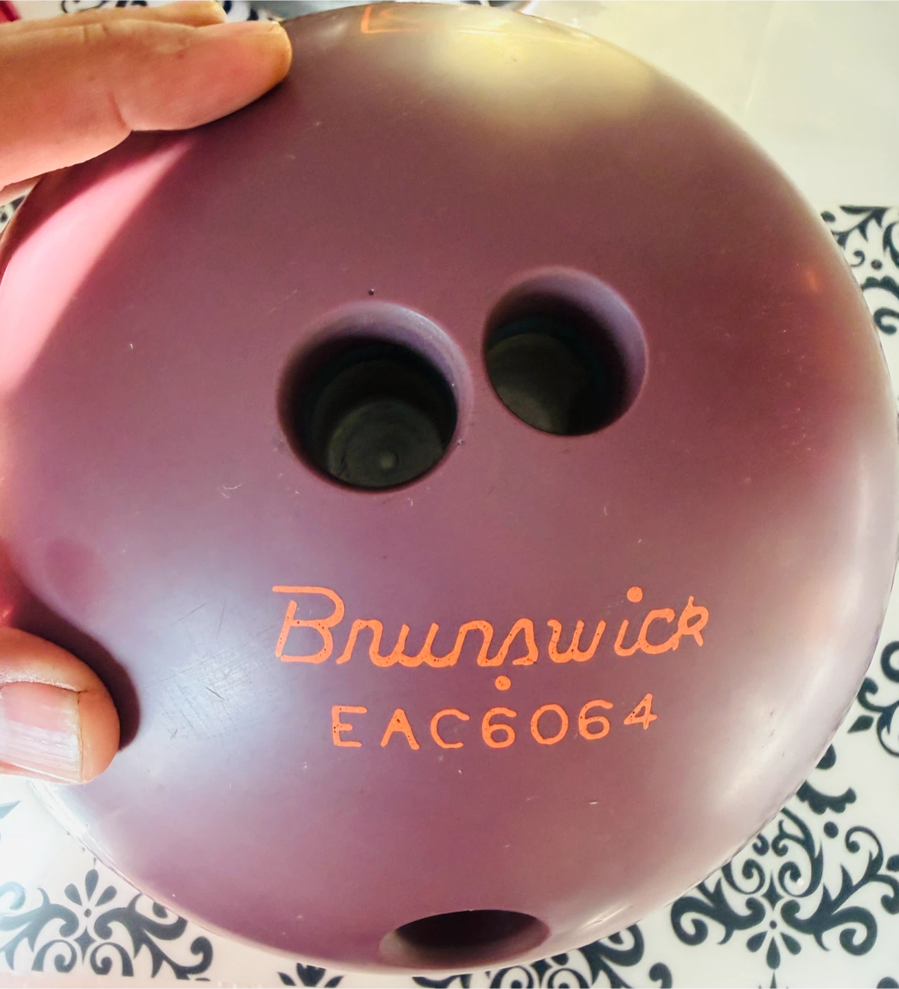 Brunswick Rhino Bowling BALL with BAG (15 lb)