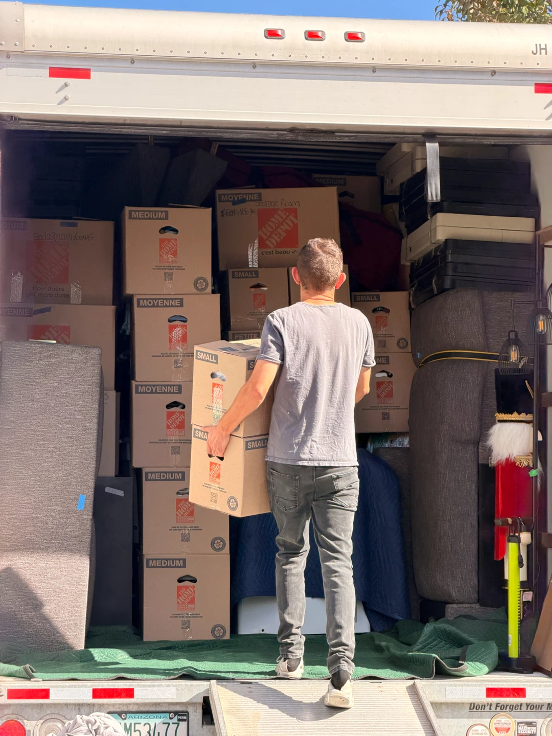 Supreme Moving – Professional Calgary Movers