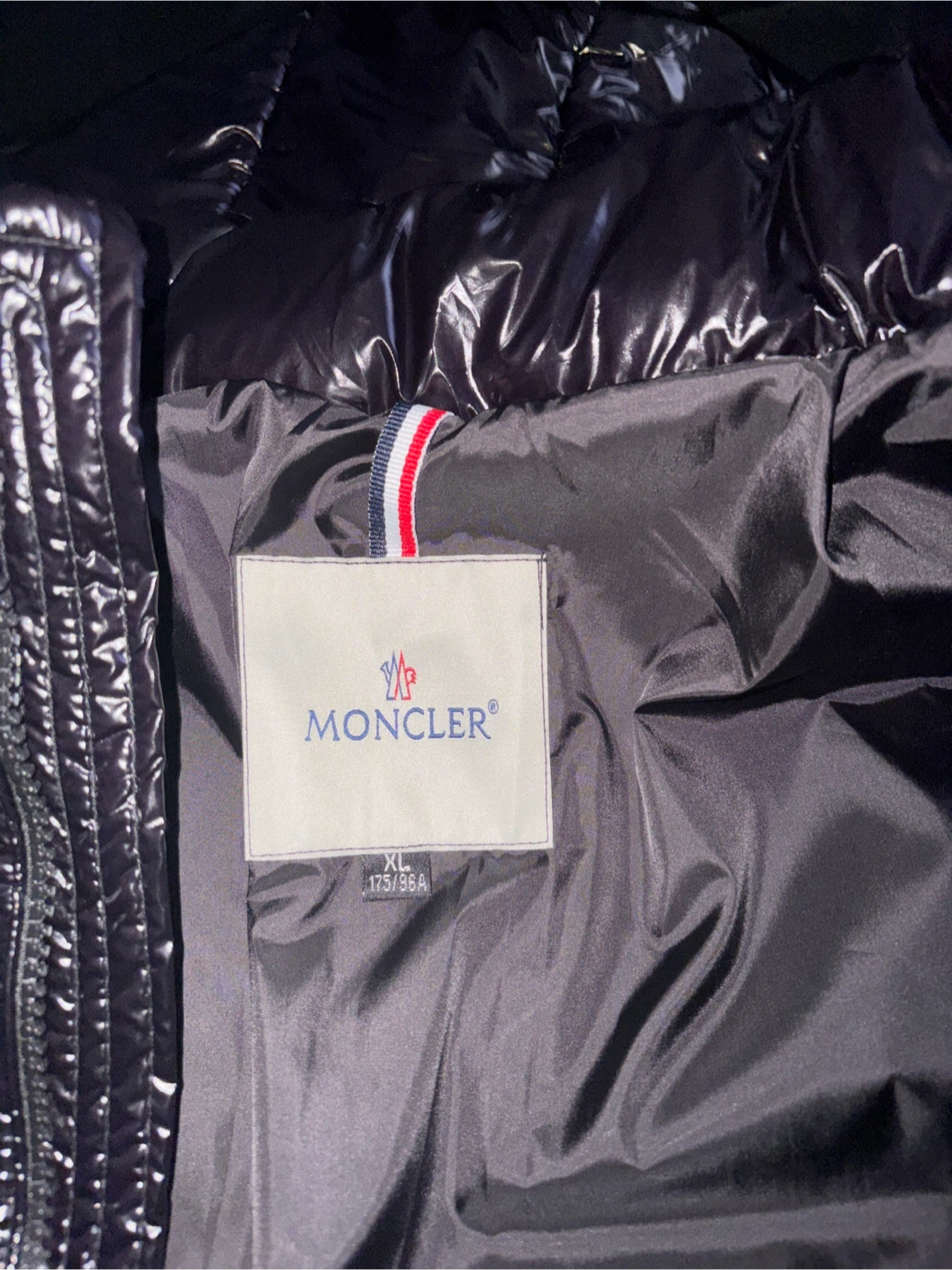 Moncler Puffer Jacket - Black - XL - photo 3