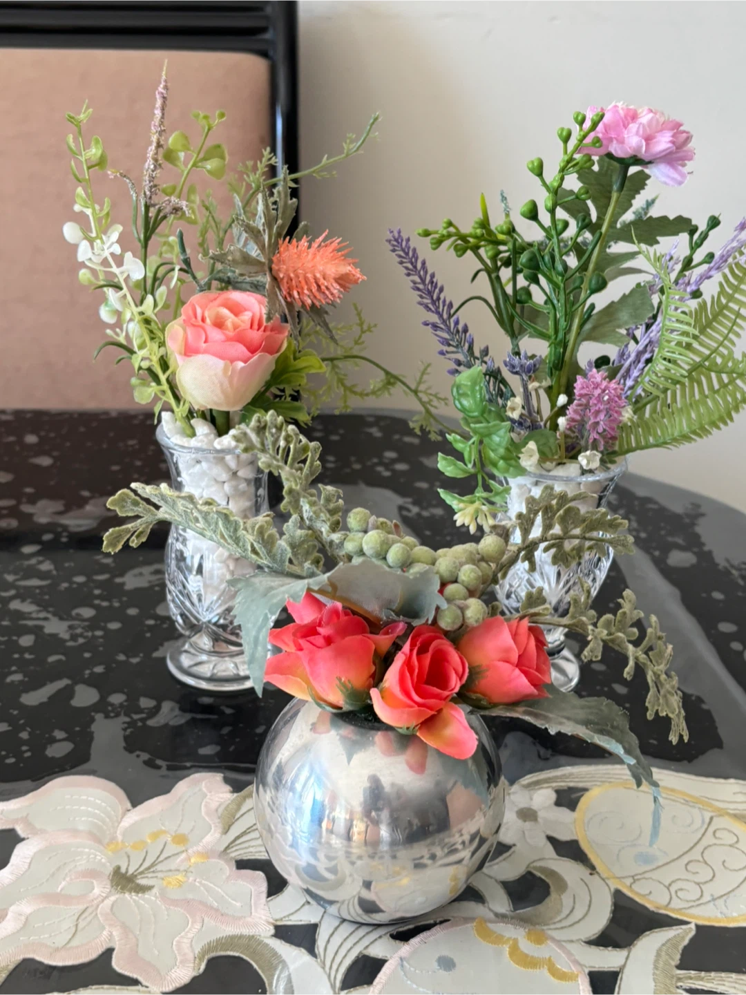 Set of 3 Mini Artificial Floral Arrangements in Vases - photo 2