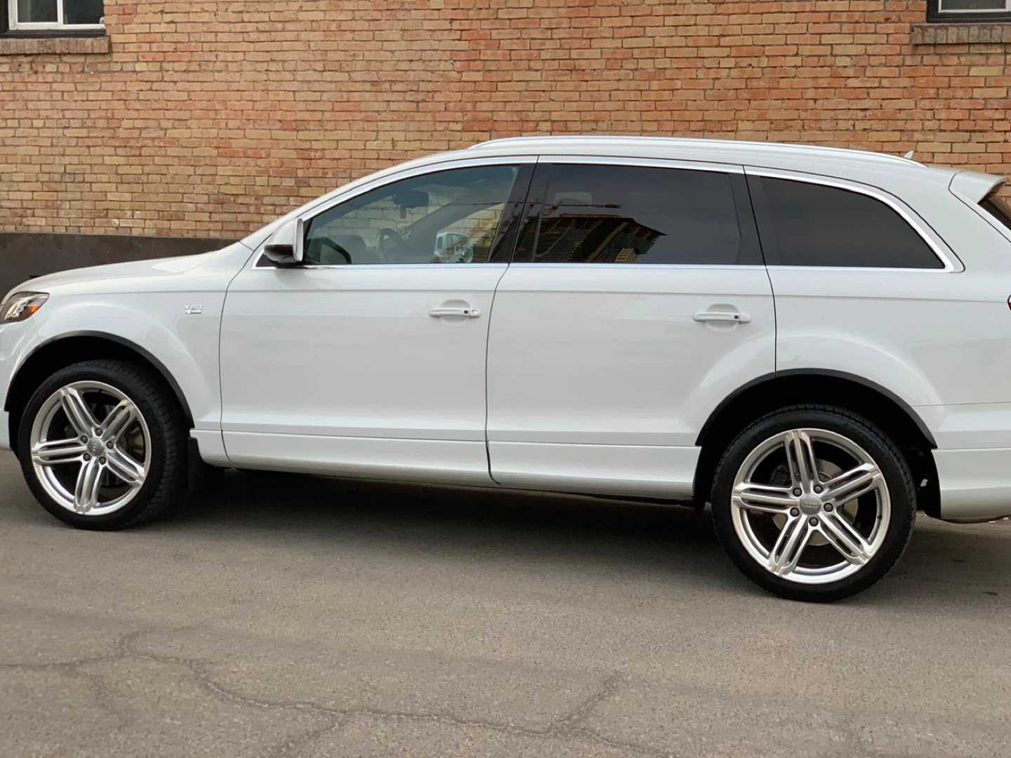 Audi Q7 3.0T SUV - photo 4