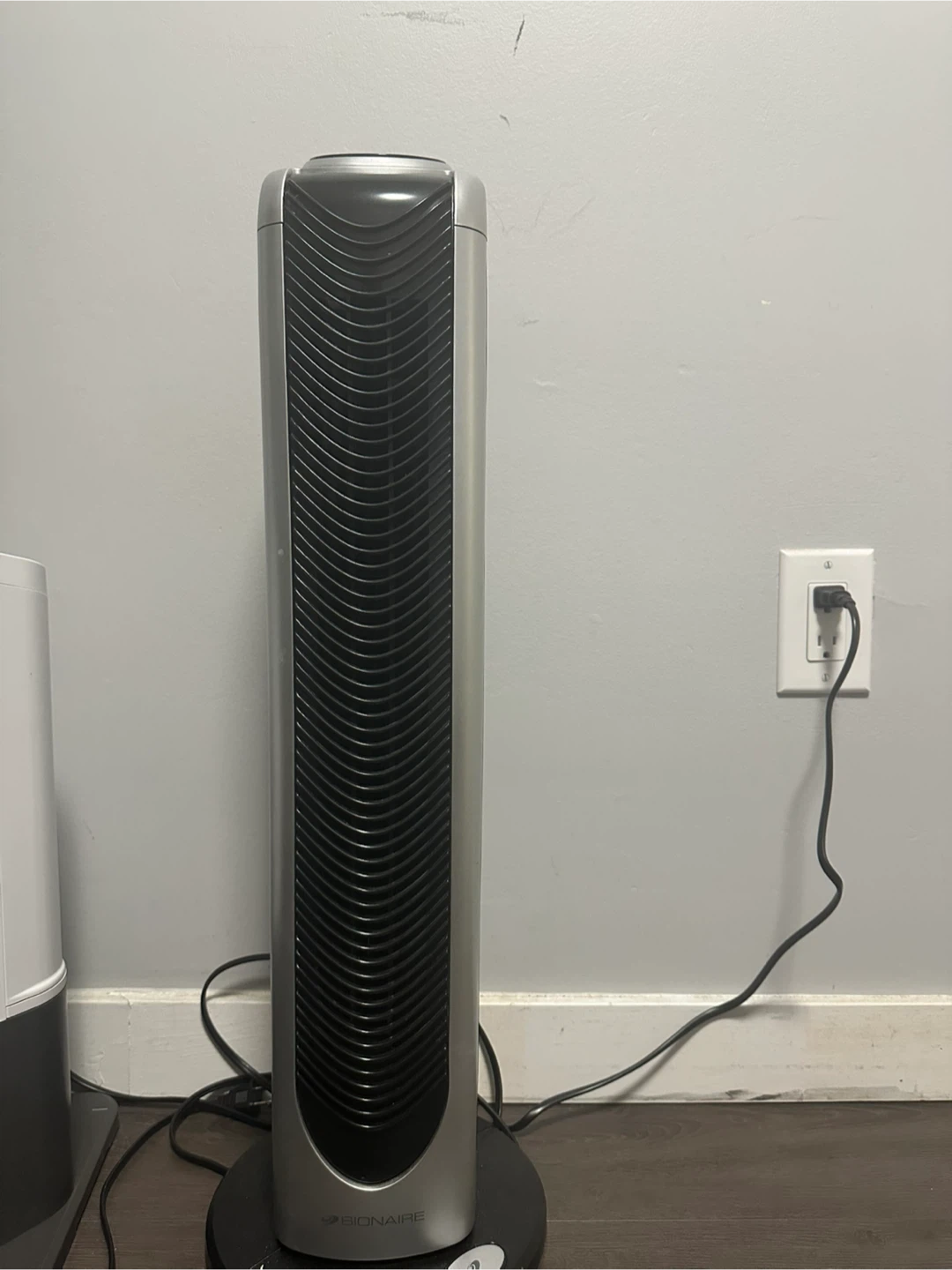 Bionaire Tower Fan - photo 2