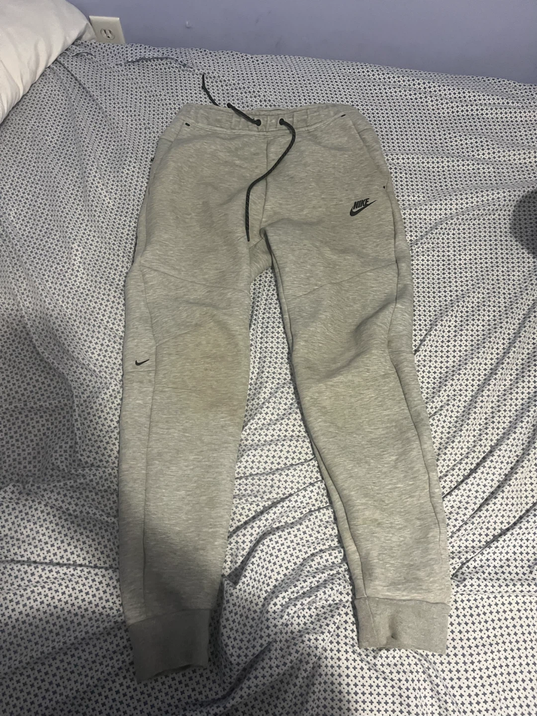 Grey nike tech pants