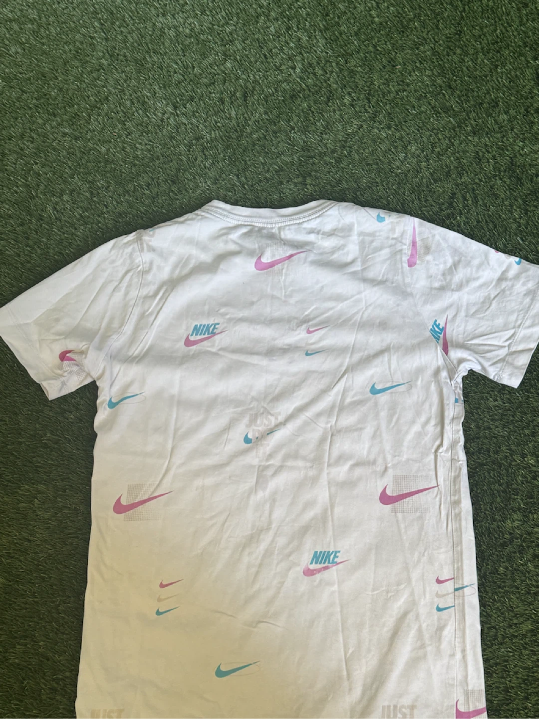 Nike The Nike Tee, youth kids size L - photo 3