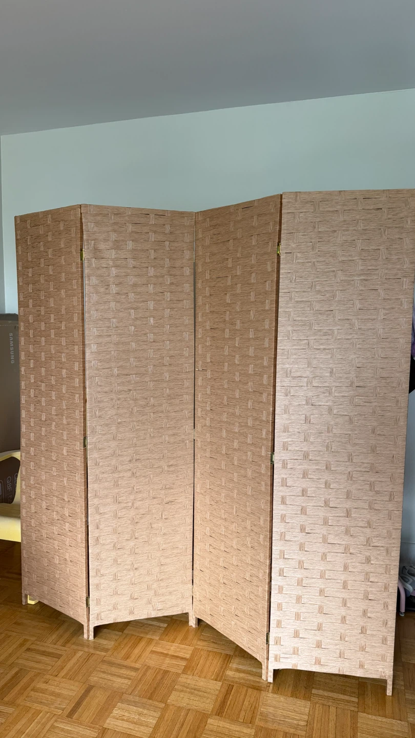 Folding wooden screen/ wall divider