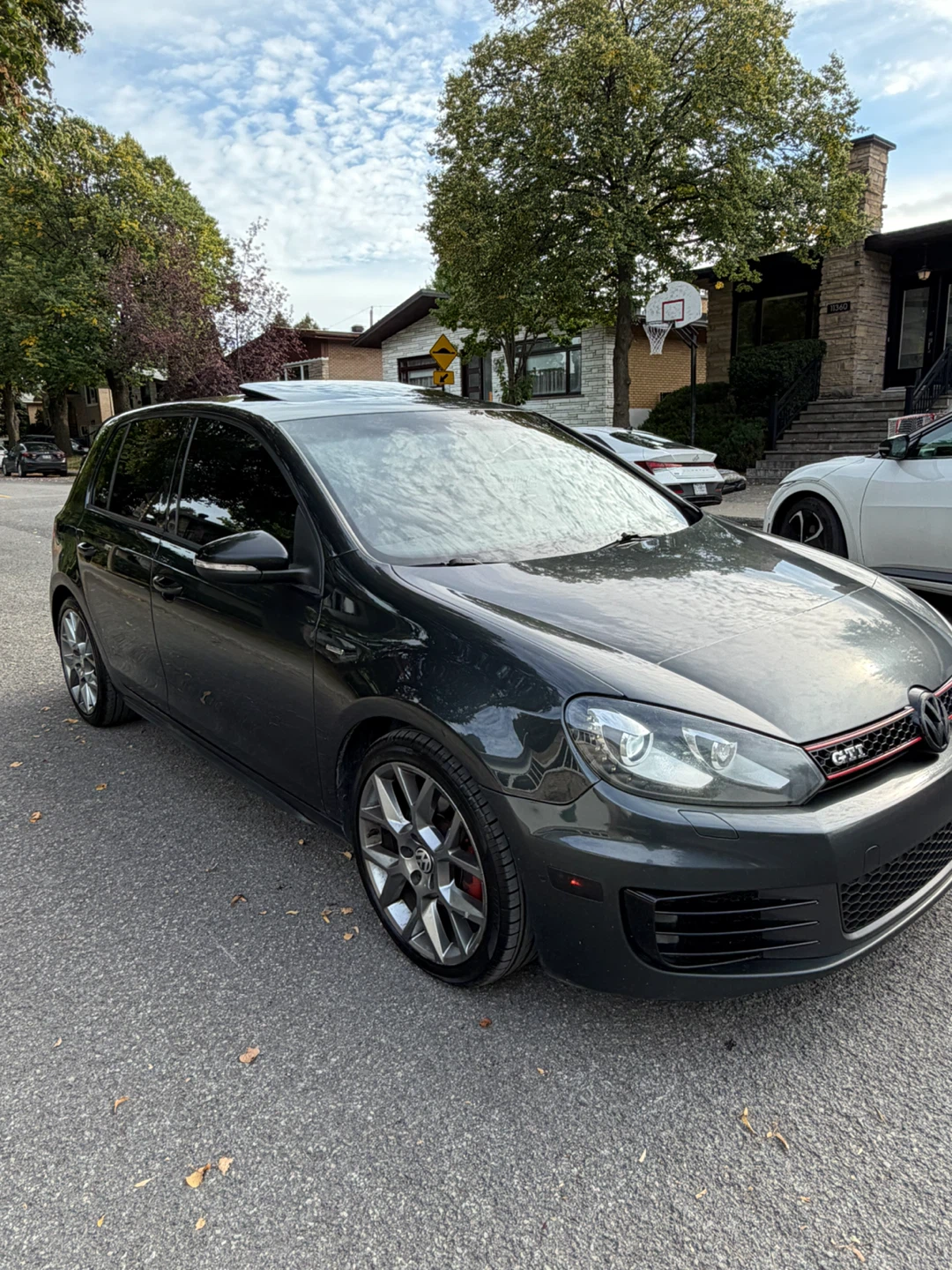 2013 Volkswagen Golf Wolfsburg Edition - photo 3