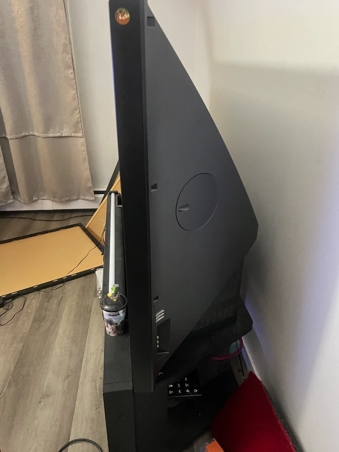 60 Inch TV SAMSUNG comes with stand & remote - photo 2