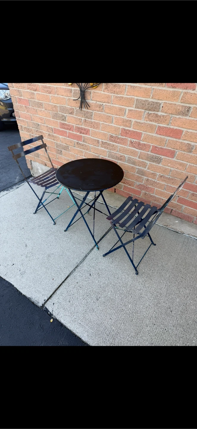 Folding Outdoor Table and 2 Chairs - photo 4