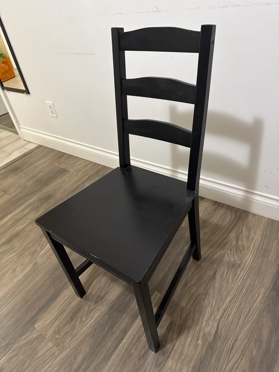 Black wooden dining chair