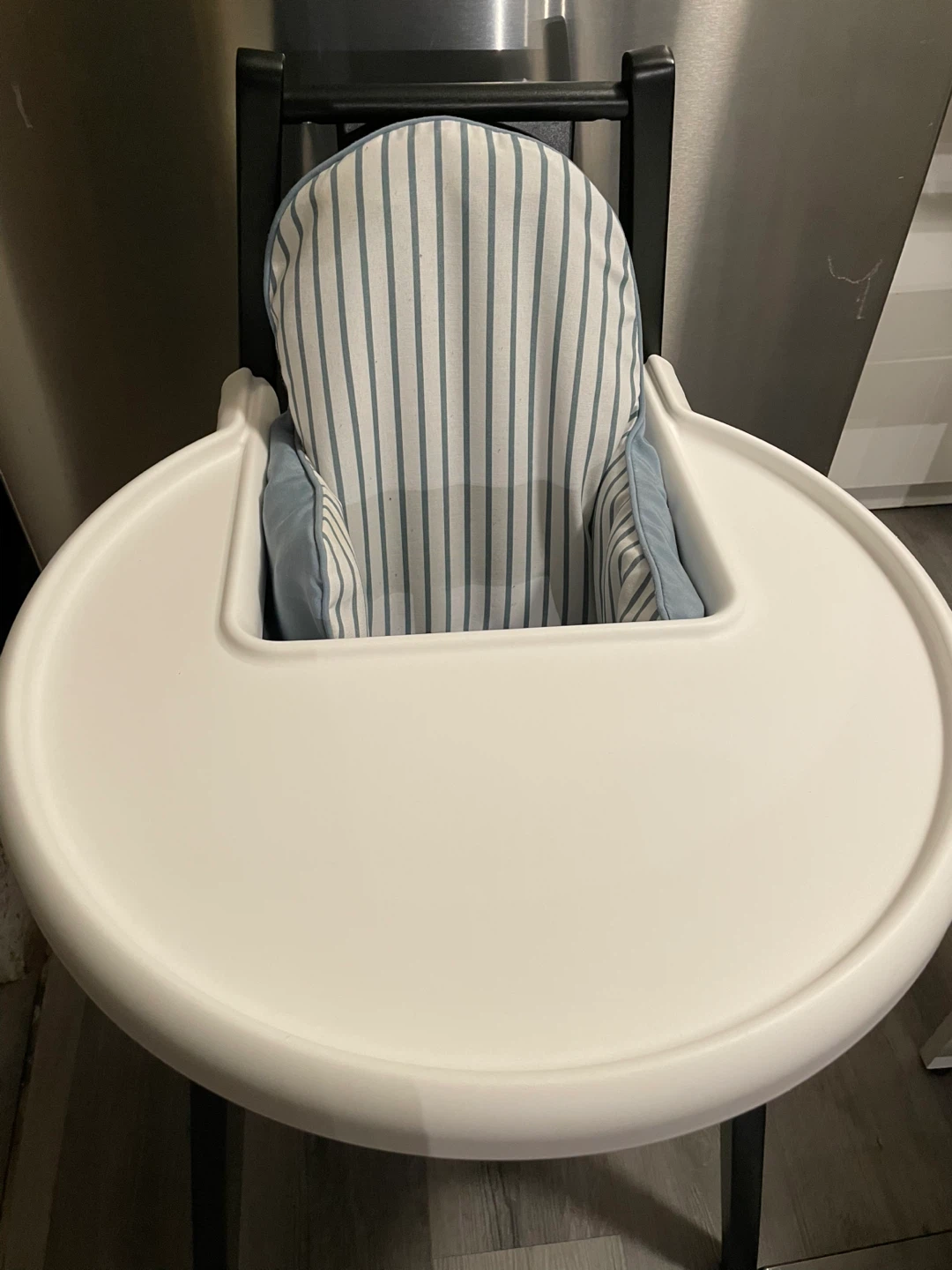 baby High Chair with Cushion - photo 2