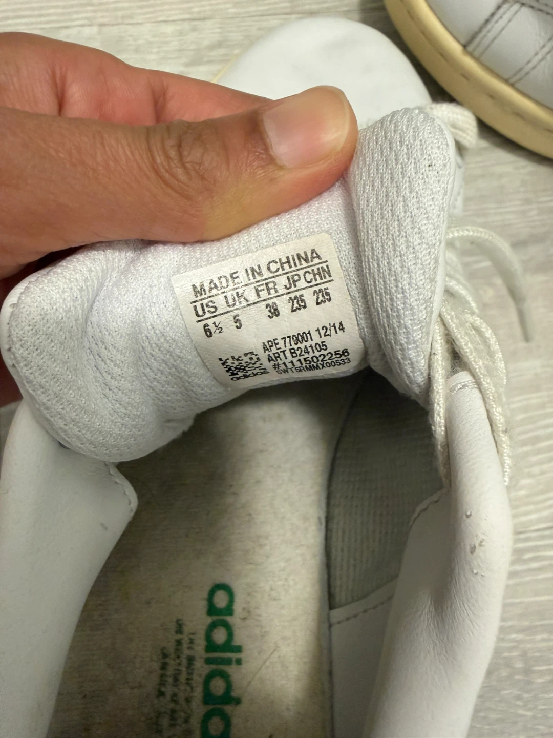 Adidas  White and Green Shoes - photo 3