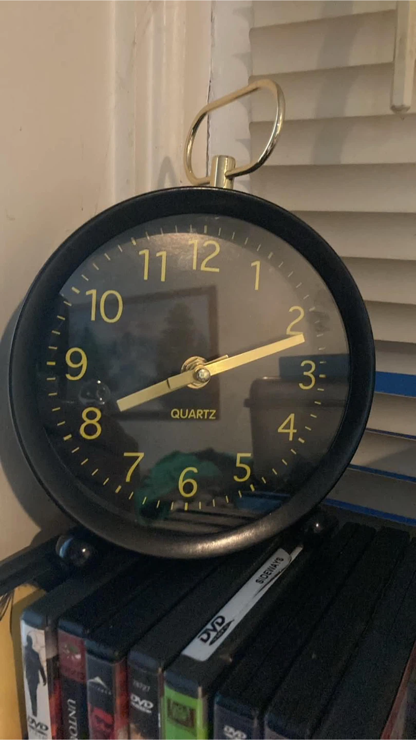 Quartz Analog Table Clock
