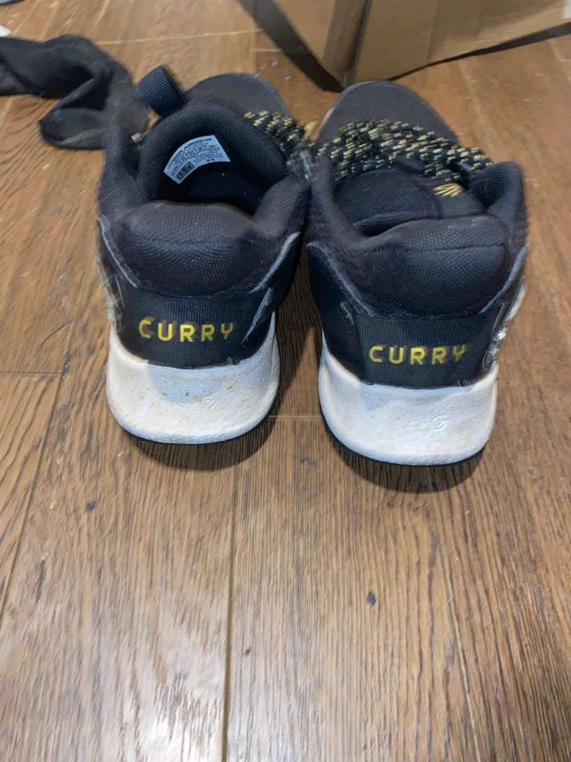 Under Armour Curry Basketball Shoes - photo 2