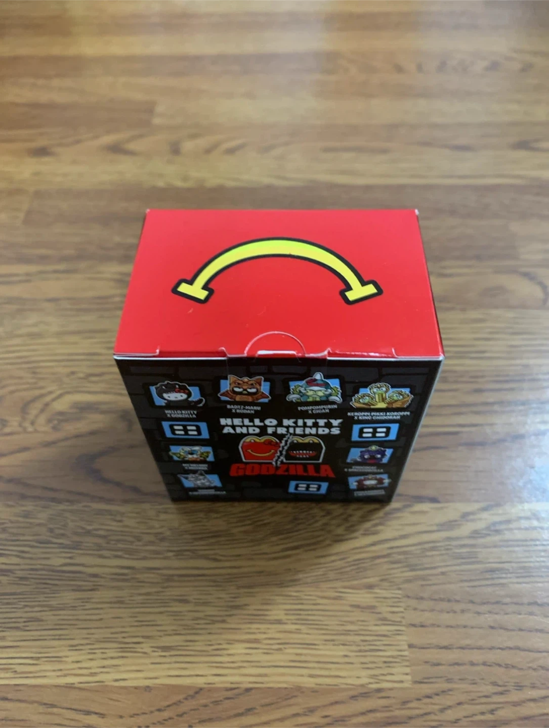 McDonald’s | Hello… Happy Meal Toy (My Melody x Mothra) - photo 3