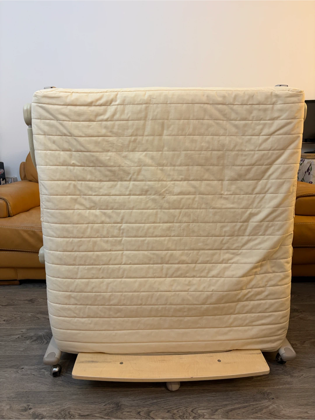 Foldable Guest Bed - photo 3