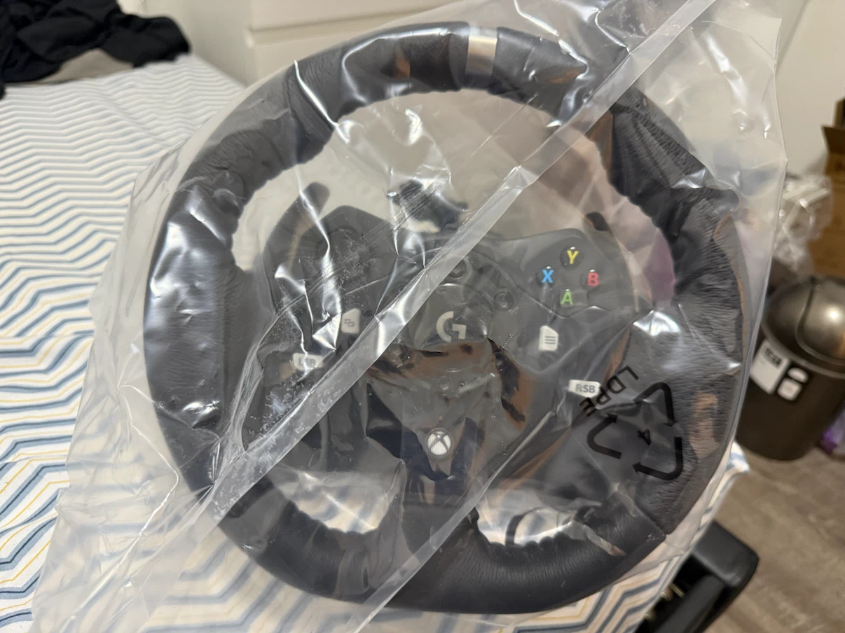 Logitech G920 with warranty - photo 2