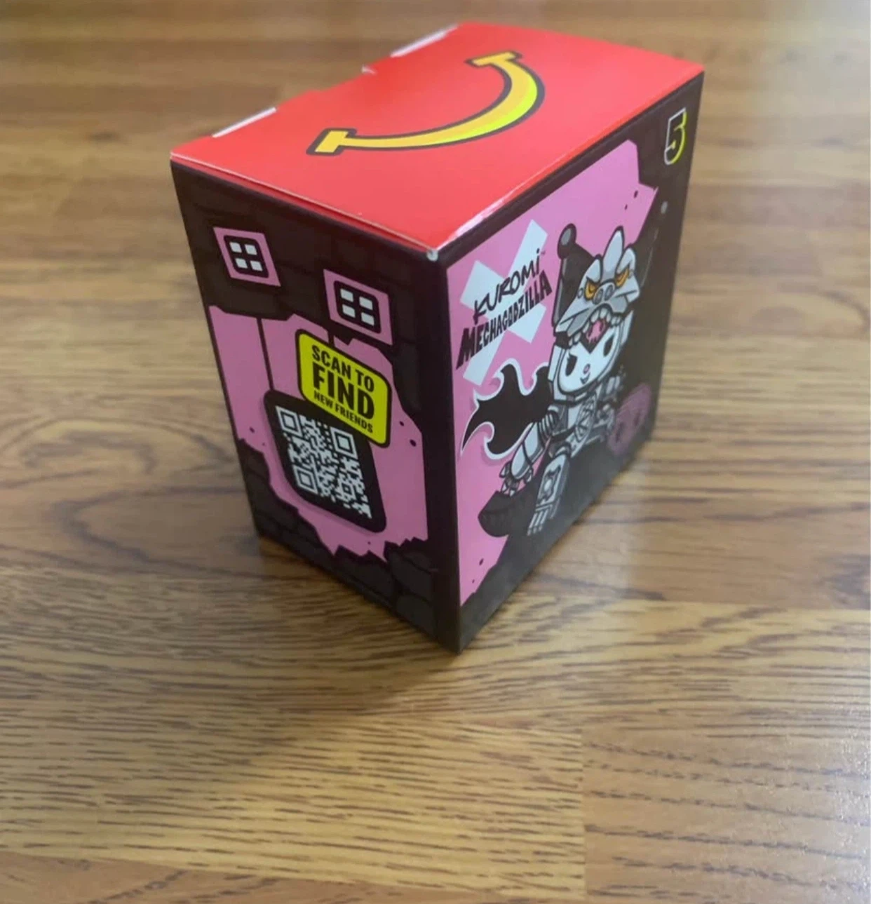 McDonald’s | Hello… Happy Meal Toy (Kuromi x Mechagodzilla) - photo 2