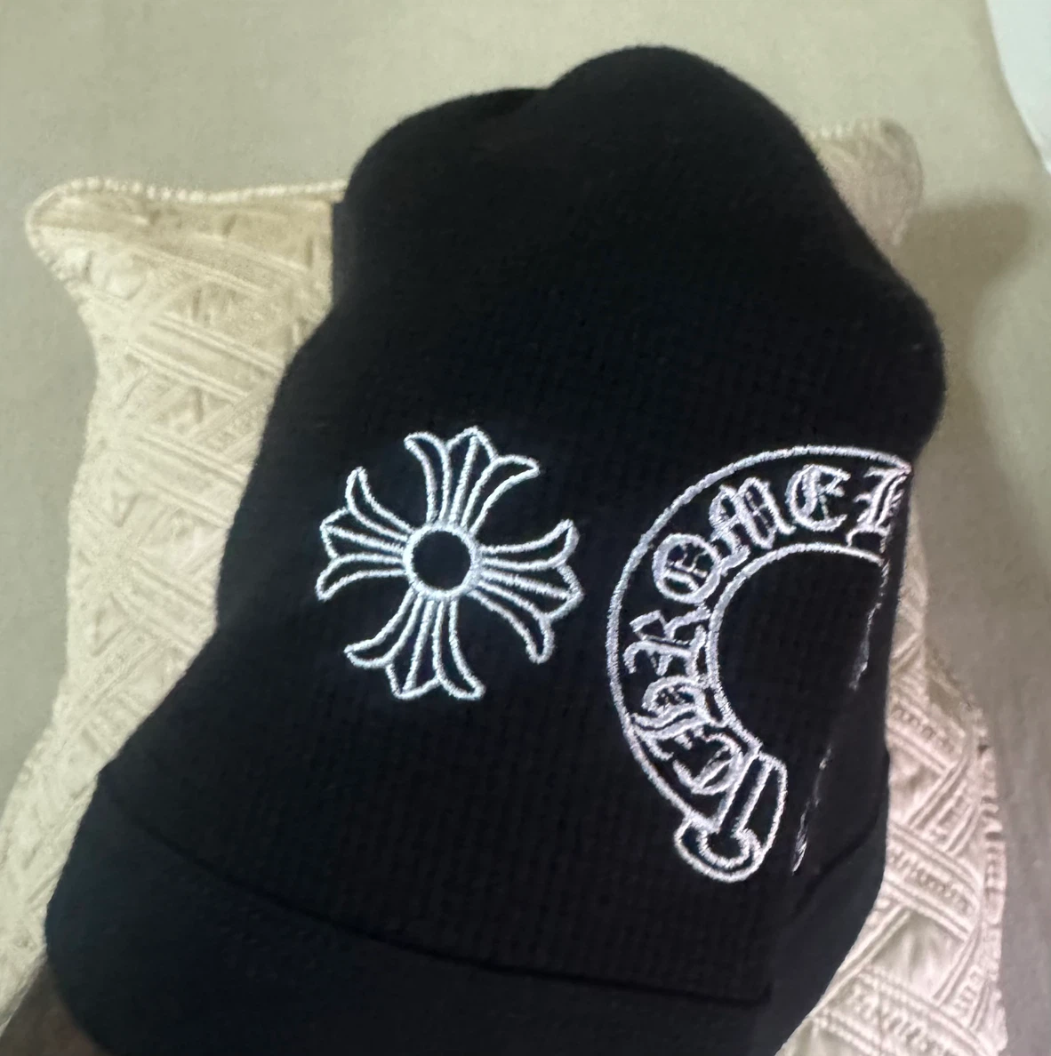 Chrome Hearts “Horseshoe” Skull Cap Beanie - photo 3