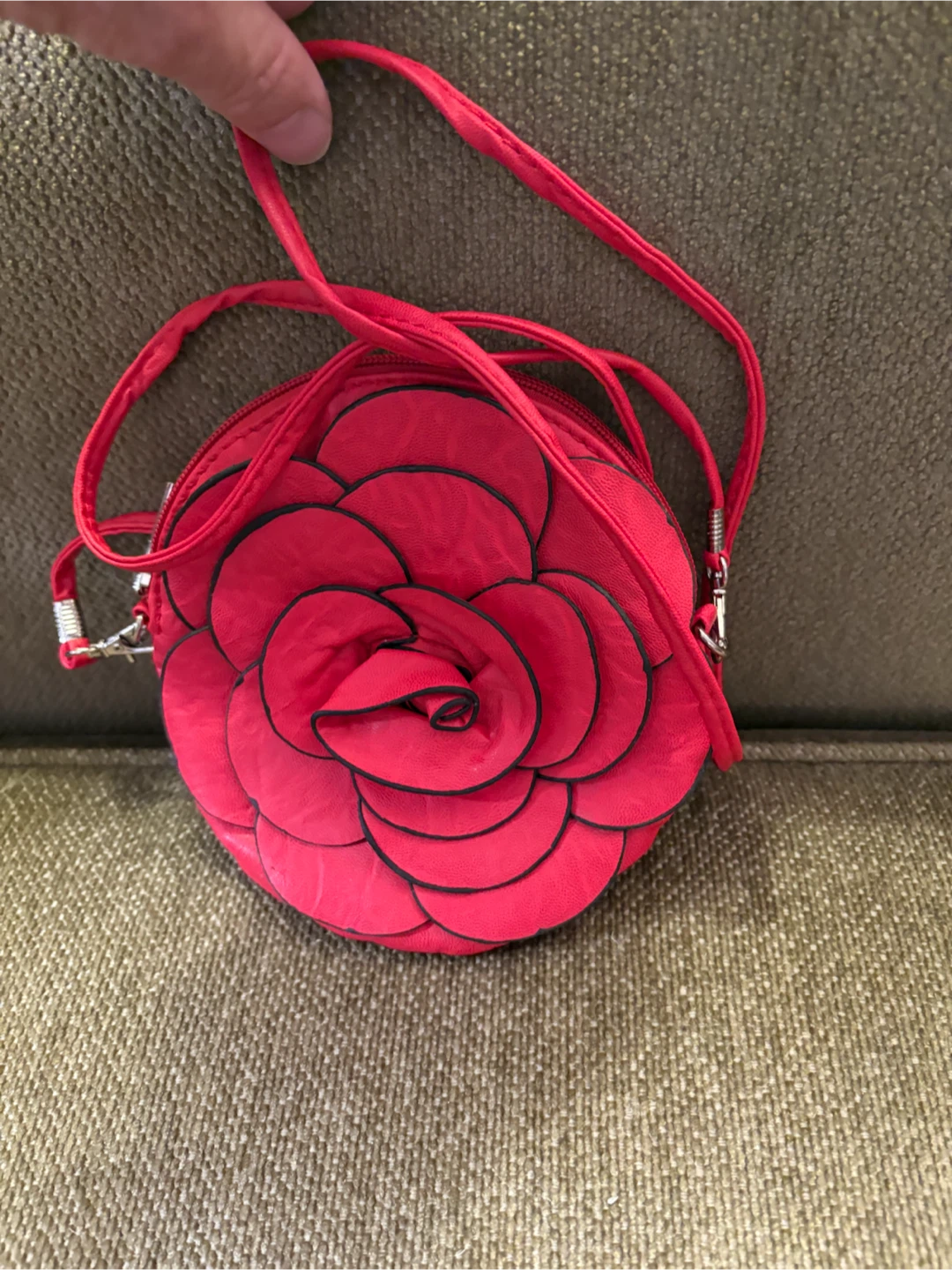 Red Rose Shaped Crossbody Bag - photo 2