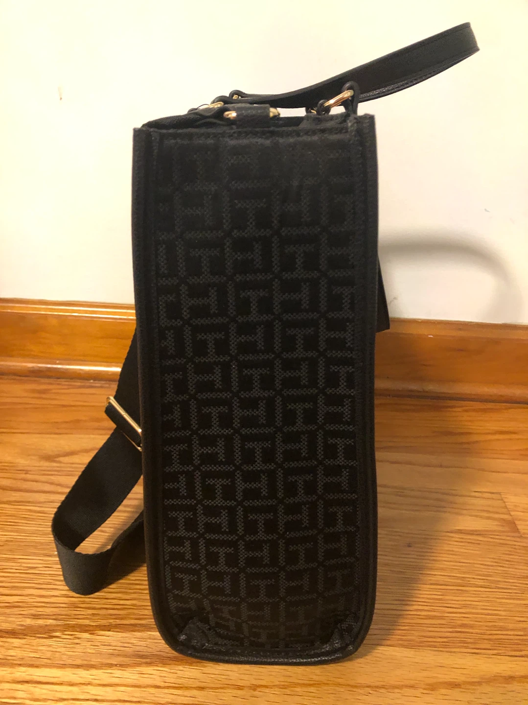 Tommy Hilfiger Monogram Tote Bag - photo 3