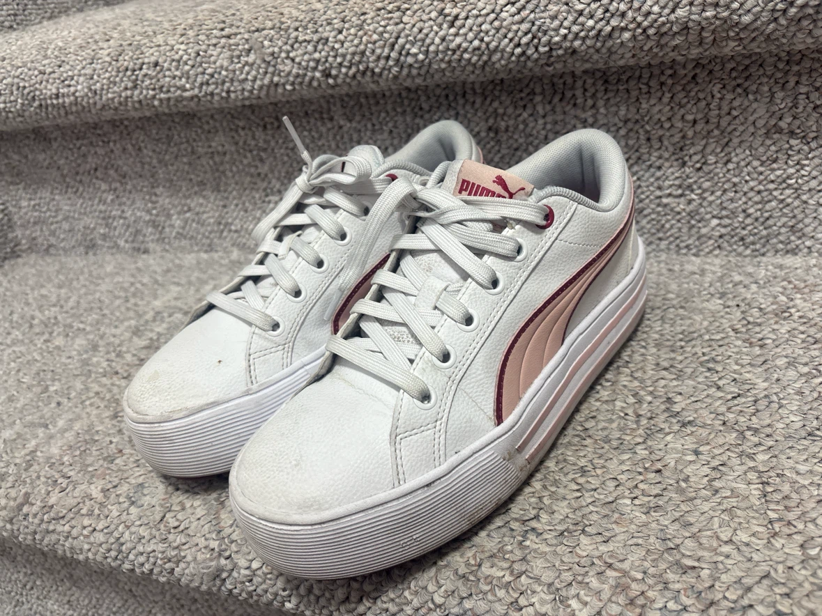 Puma White and Pink Sneakers