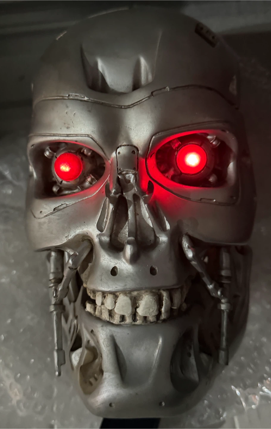 Terminator T-800 Endoskeleton Head Statue - photo 2