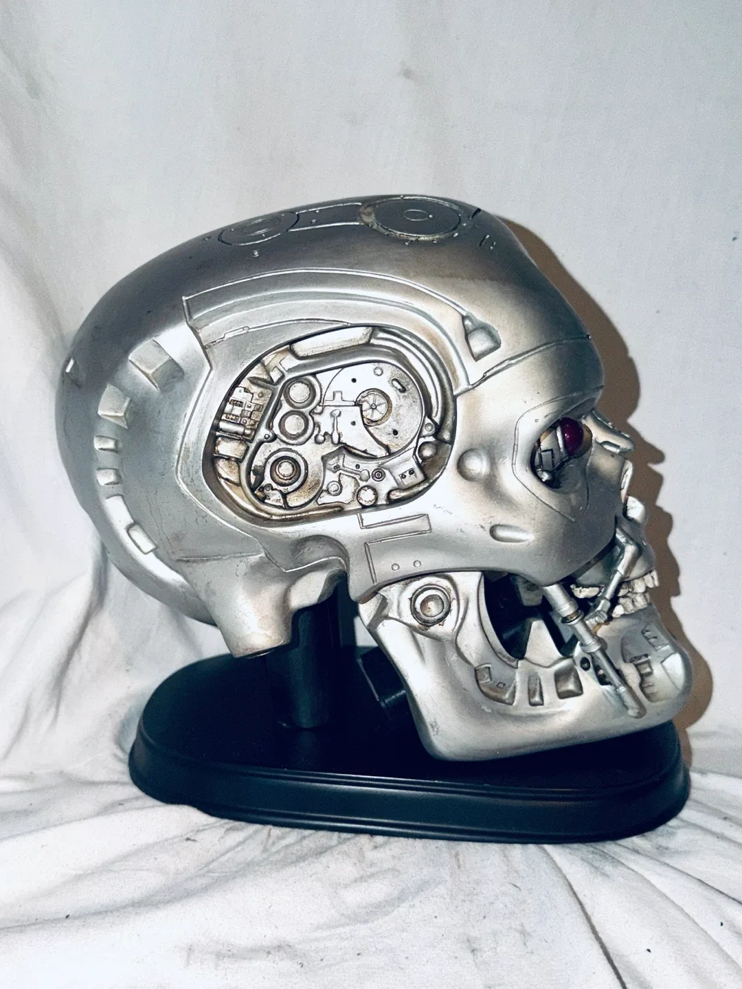 Terminator T-800 Endoskeleton Head Statue - photo 4