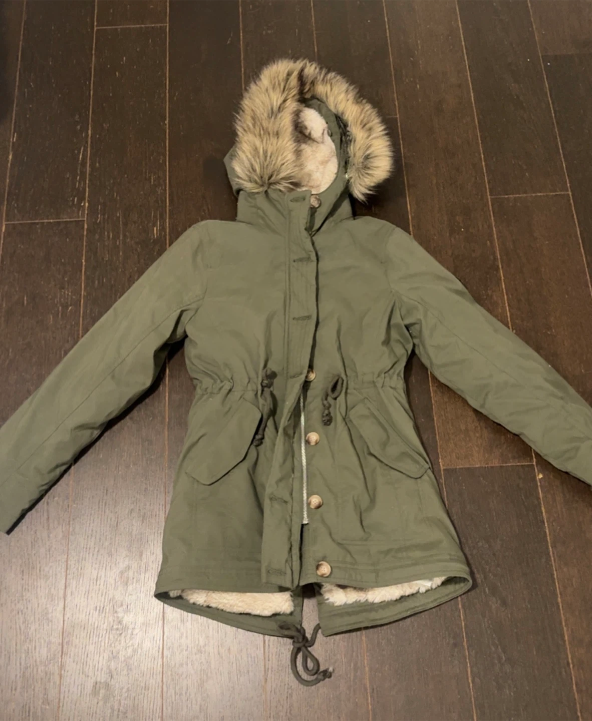 Hollister Faux Fur-Lined Parka Olive