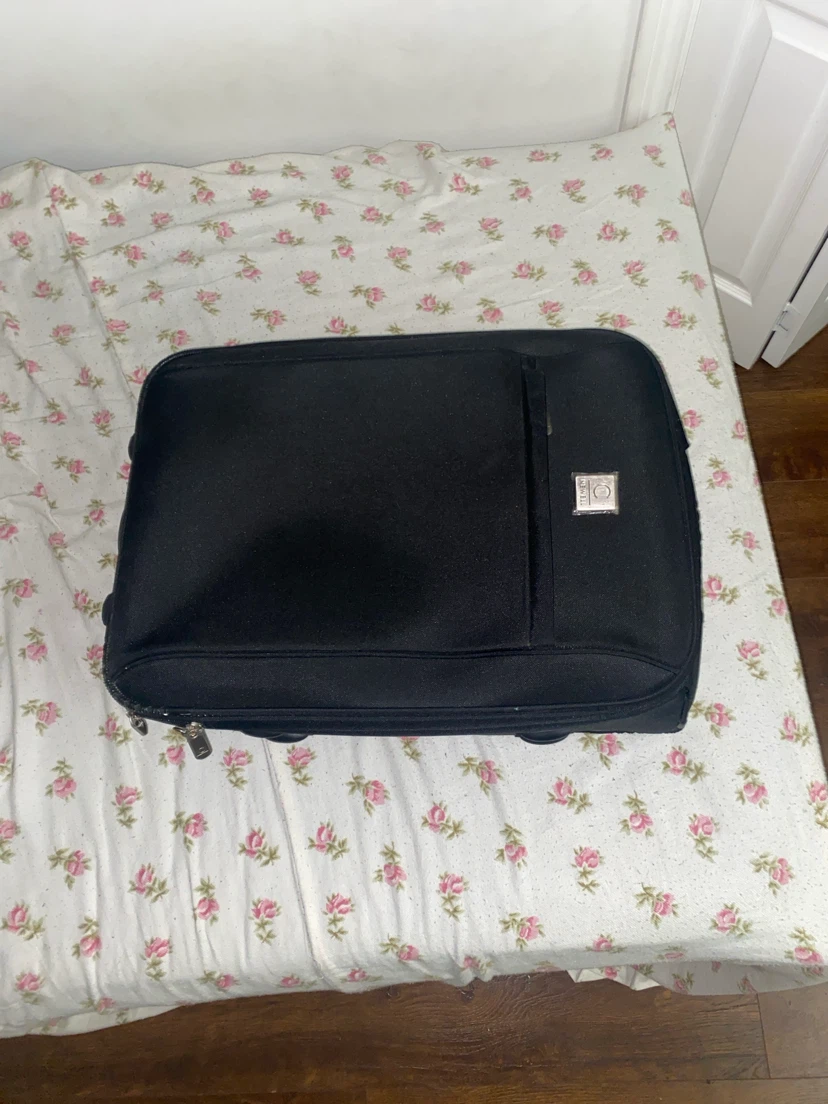 Black Itemen Carry-On Luggage