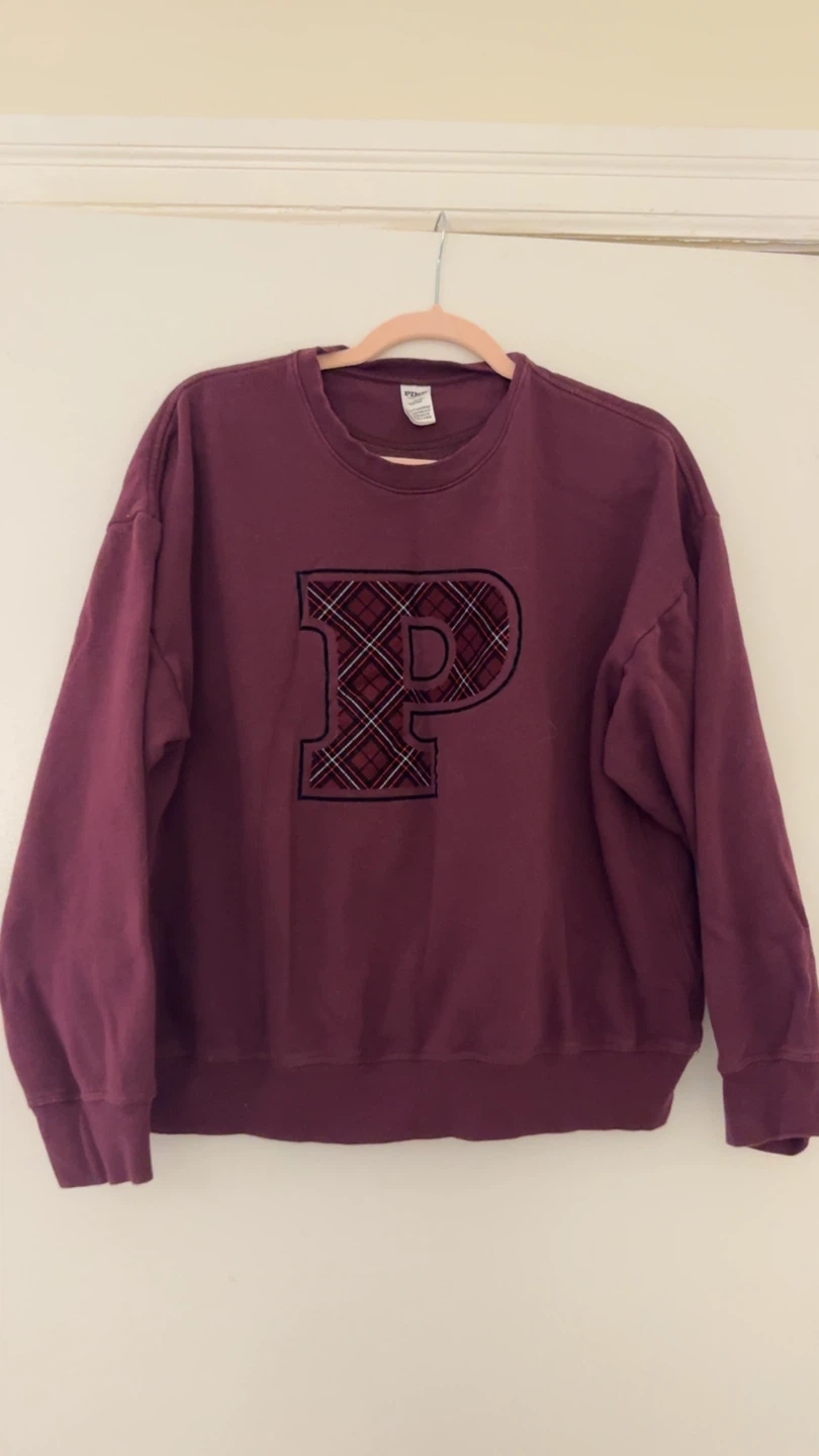 Victoria Secret Pink Classic Crew Sweatshirt