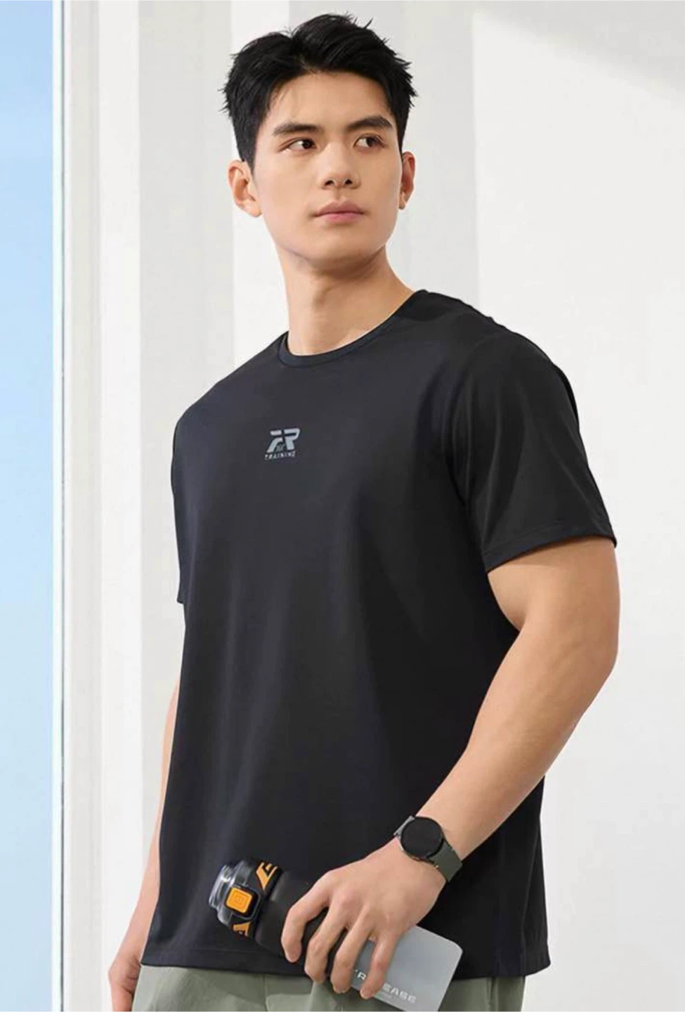 New ｜ Training Dry Tshirt Size M