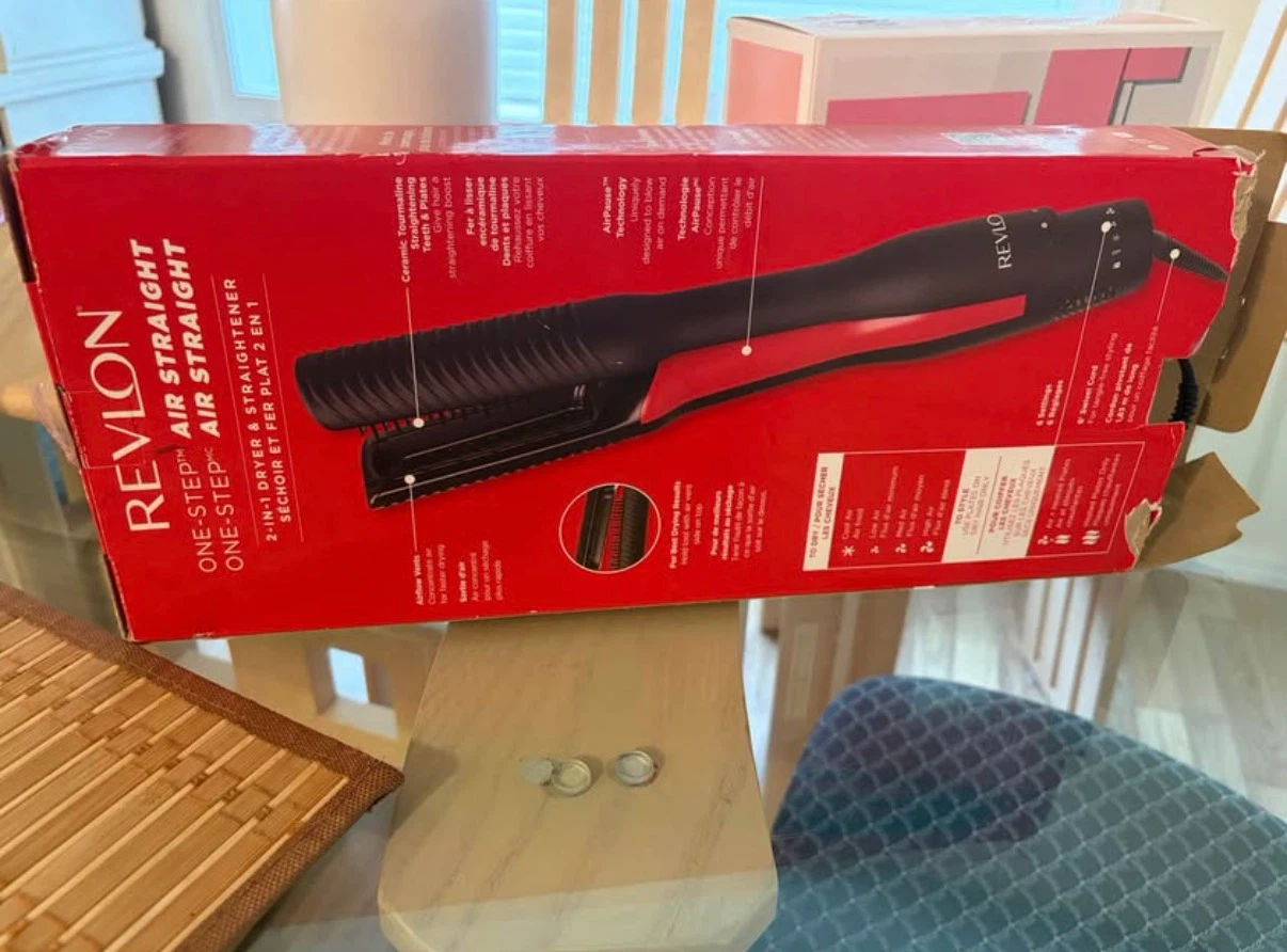 Revlon One-Step Air Straight Dryer and Straightener