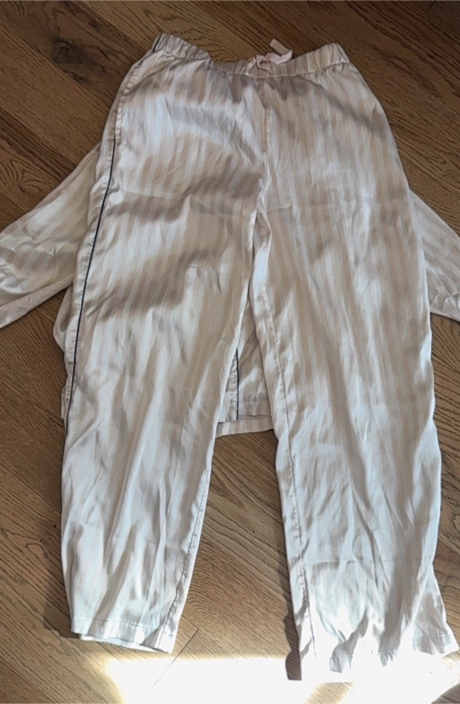 Victoria's Secret Striped Pyjama Set Small - photo 3