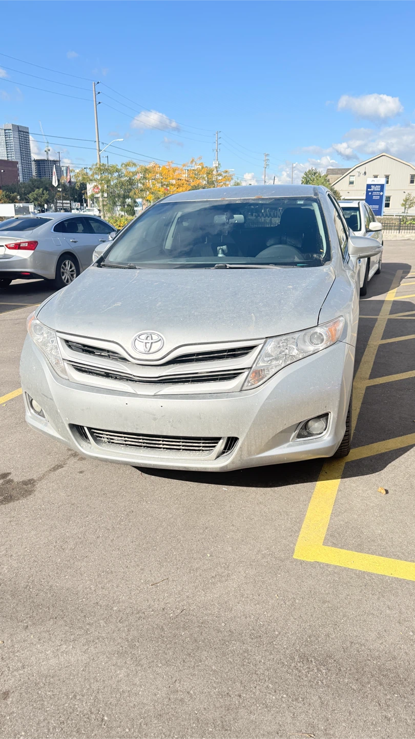 Toyota Venza silver - photo 2