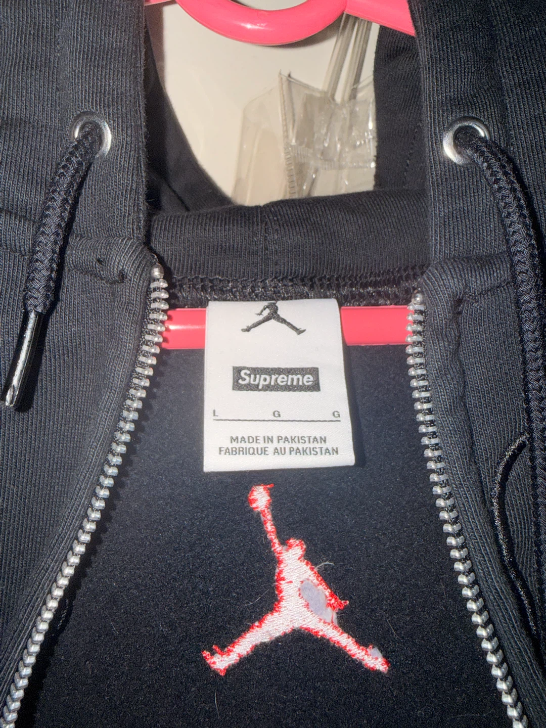Supreme x Jordan Zip-Up Hoodie Black - photo 4