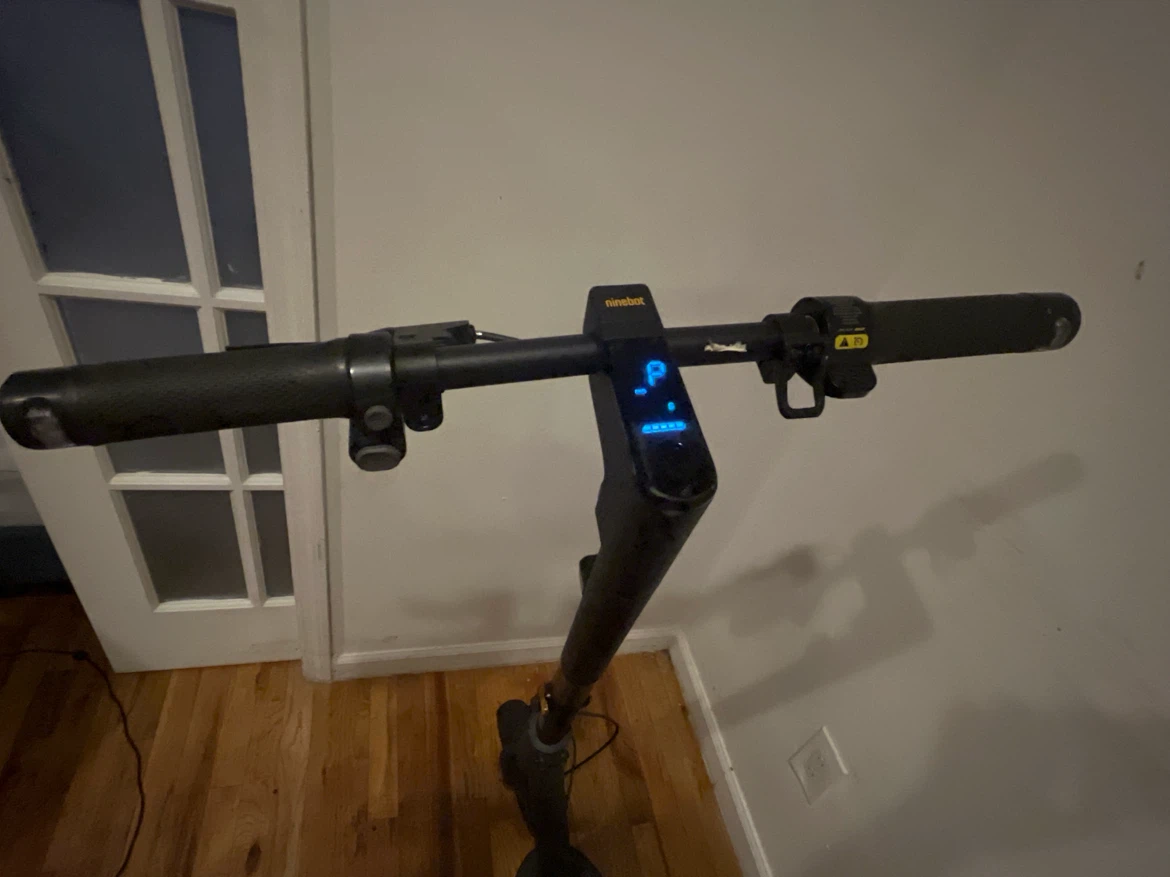 Ninebot Segway Electric Scooter Max G2 - photo 2