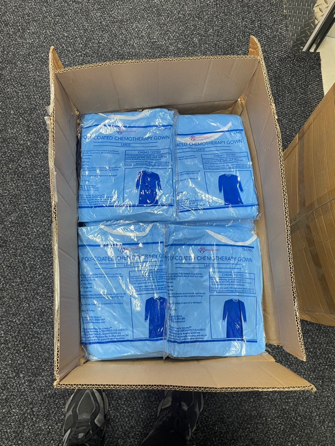 Merchants for America Poly-Coated Chemo Gown Large 100 pcs - photo 2