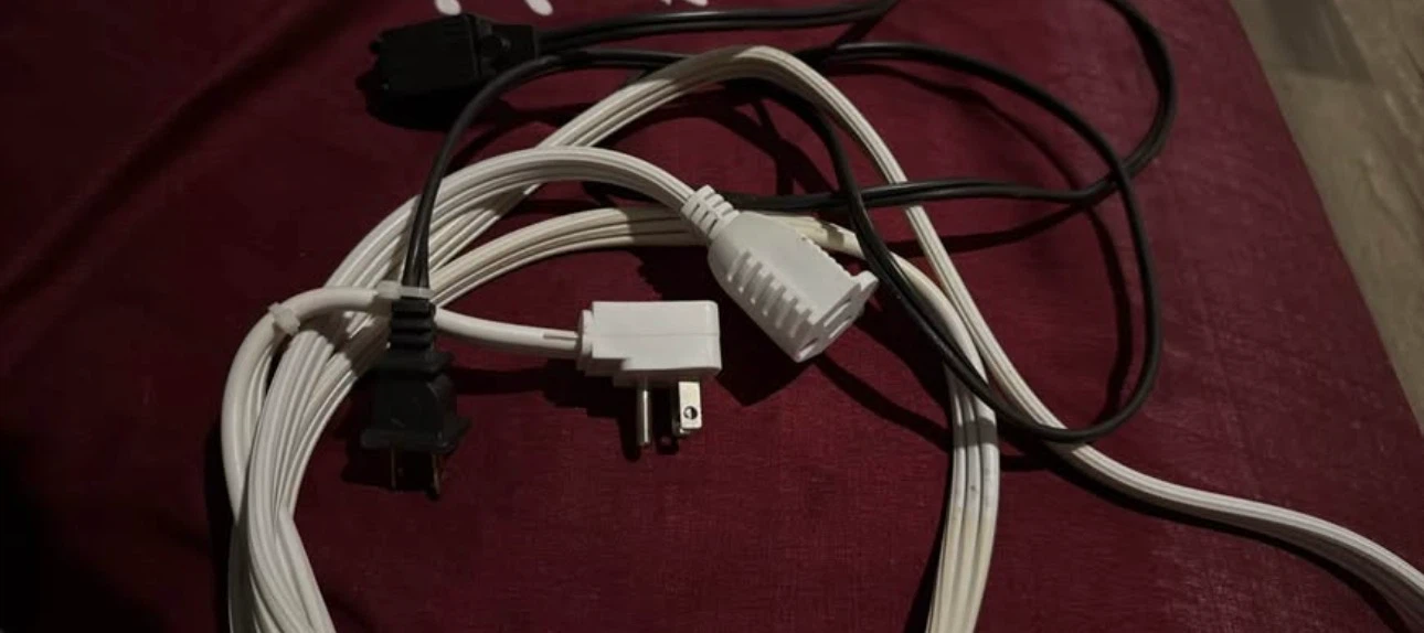 Two standard extension cords heavy duty - photo 2